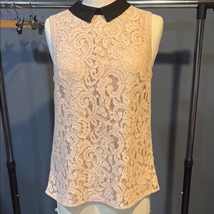 Ann Taylor Lace Sleeveless Top with Black Collar. Cream Nude Beige. Size small